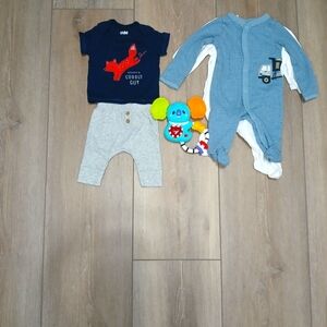 6 Piece Newborn Boy Clothes Bundle Includes Vtech Koala Sensory Toy